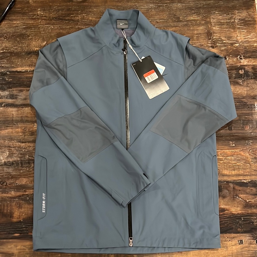 Men’s Nike Golf Gray Jacket NWT